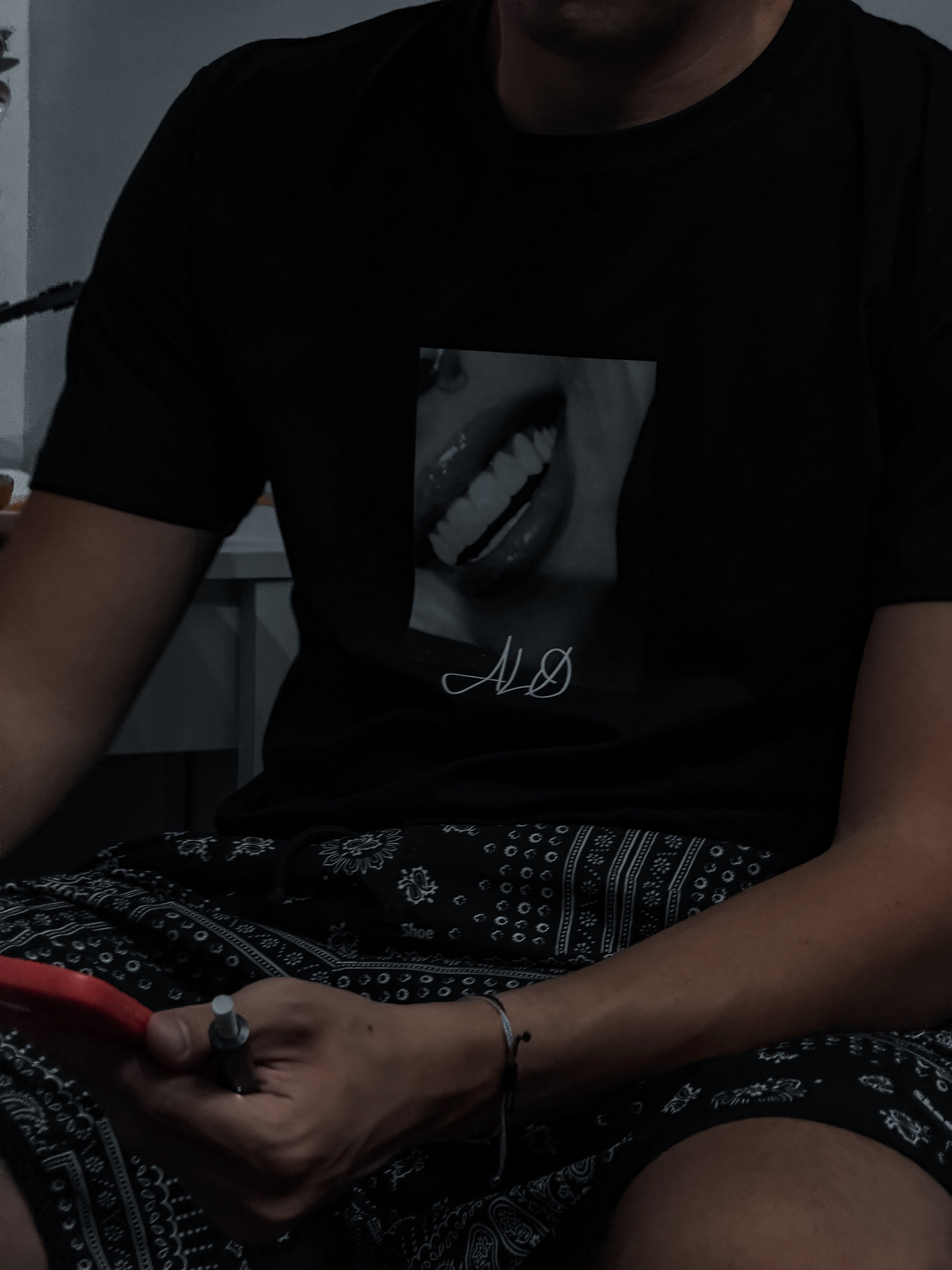 Tee - Fuck nudes send me picture of your smile.